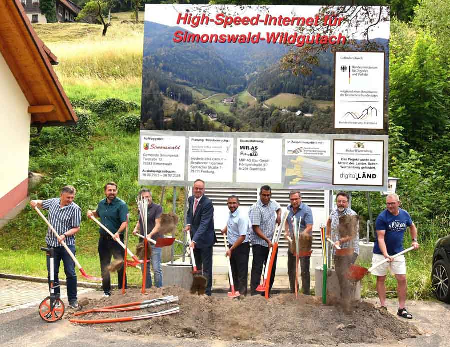 Spatenstich - Bauprojekt Breitbandausbau
